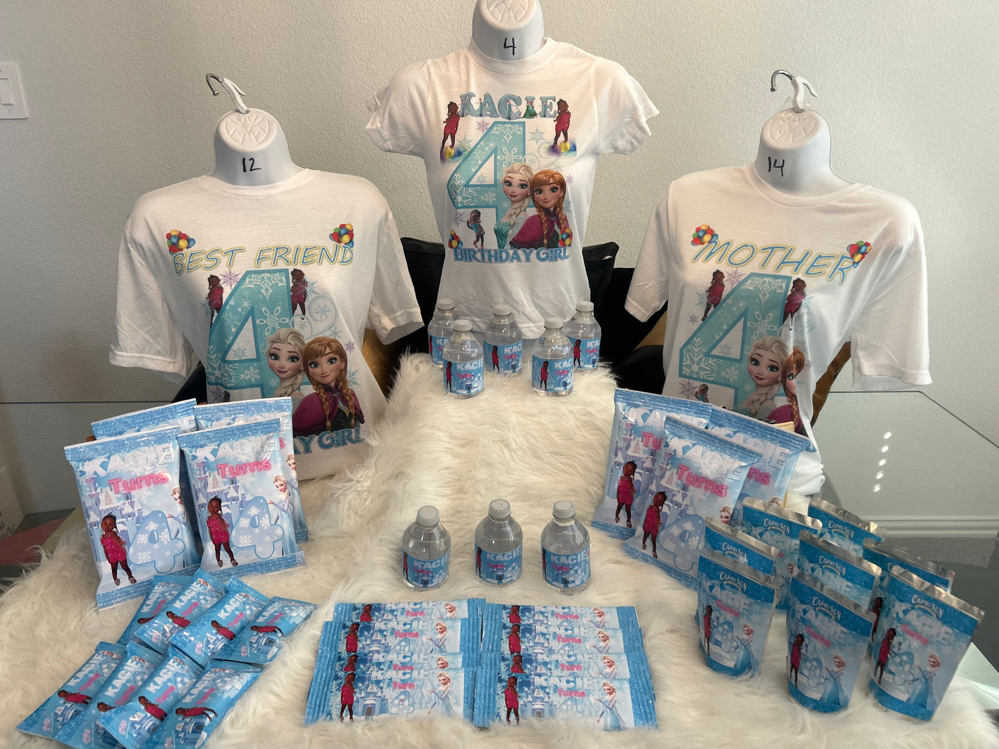 Party Favors Theme is Frozen Character